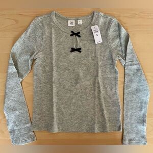 GAP Kids Heather Gray Long Sleeve Tee with Black Bows
